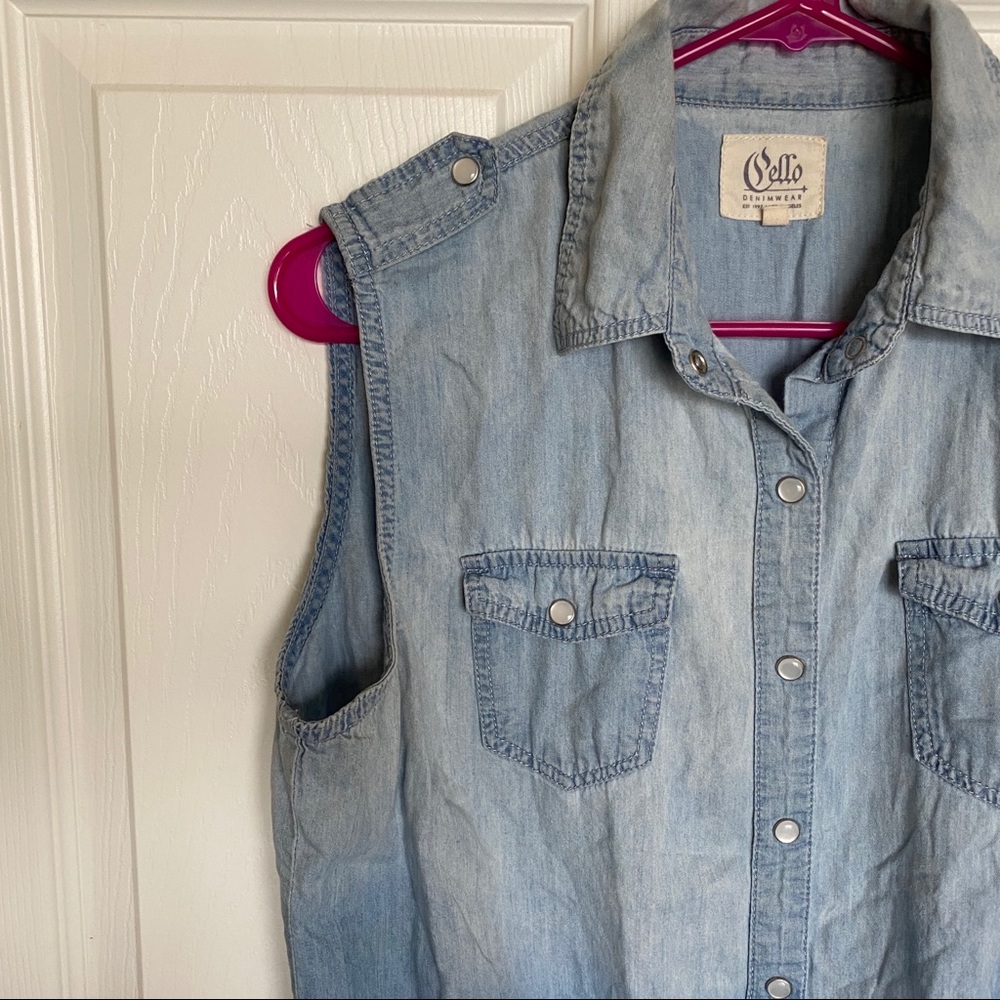 💫 BOGO Denim Blouse